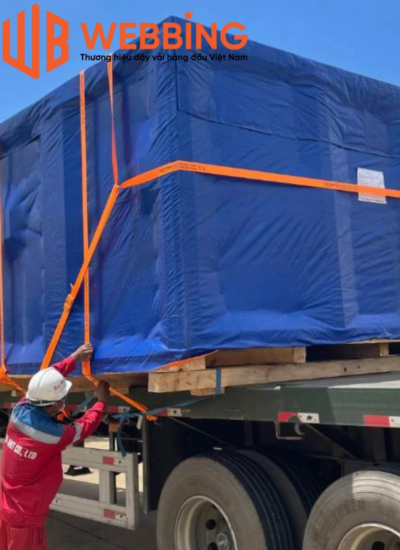 Dây đai polyester trong ngành logistics