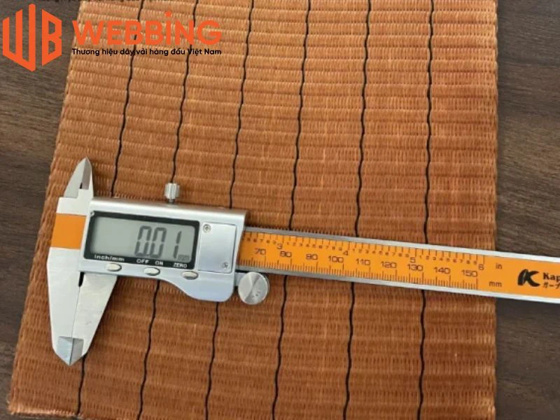 Khả năng kháng hóa chất dây đai polyester trong nhà máy Khả năng kháng hóa chất dây đai polyester trong nhà máy