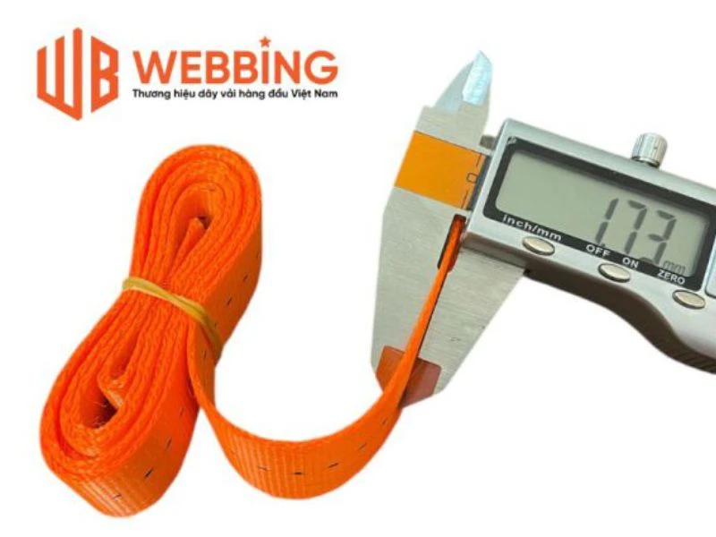 Khả năng kháng hóa chất dây đai polyester trong nhà máy