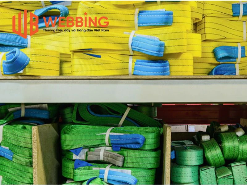 Dây đai Polyester bảo quản gần máy móc